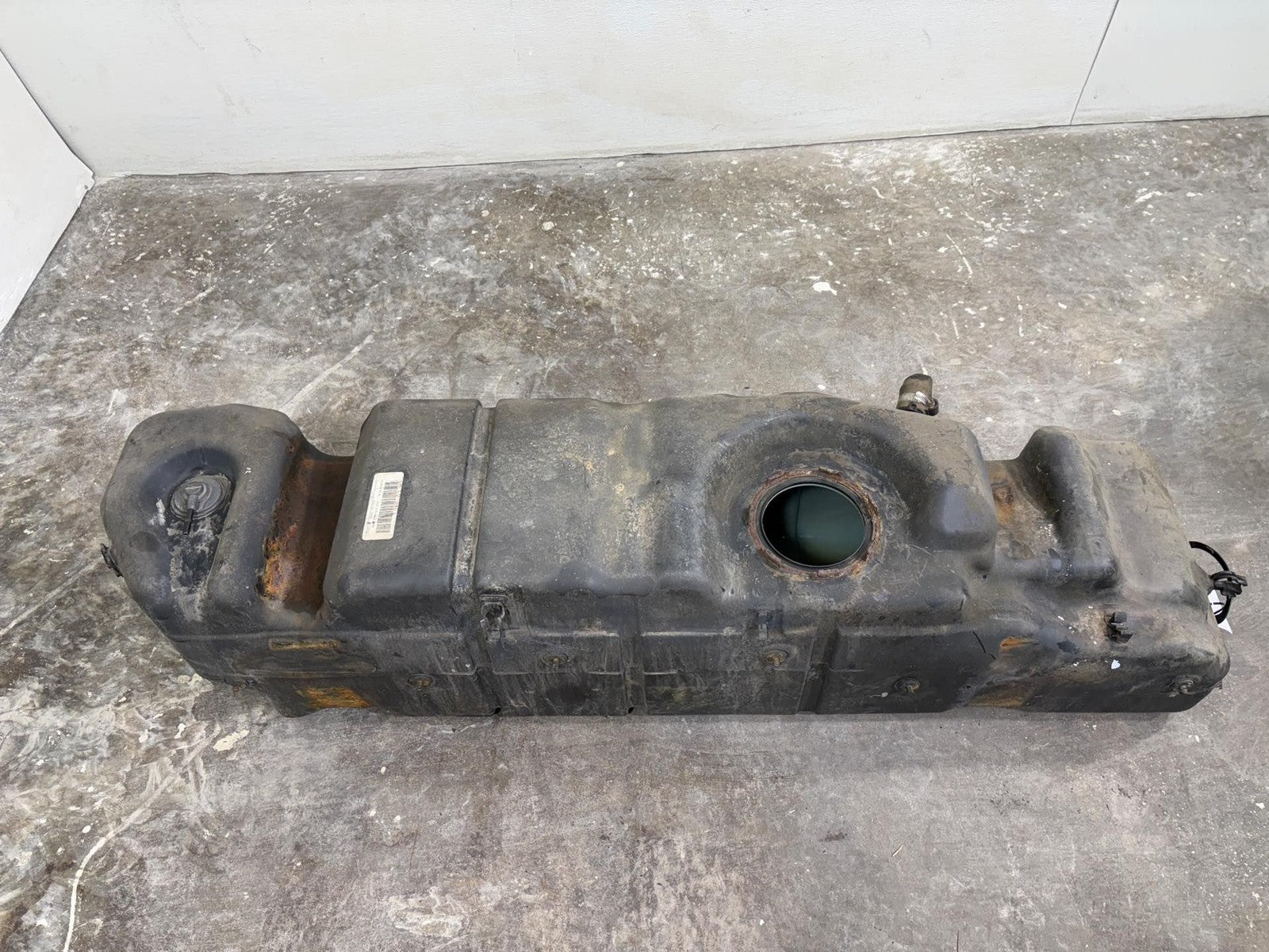 05-13 Chevrolet Silverado 1500 4.3L Fuel Gas Tank Reservoir 34 Gallon OEM