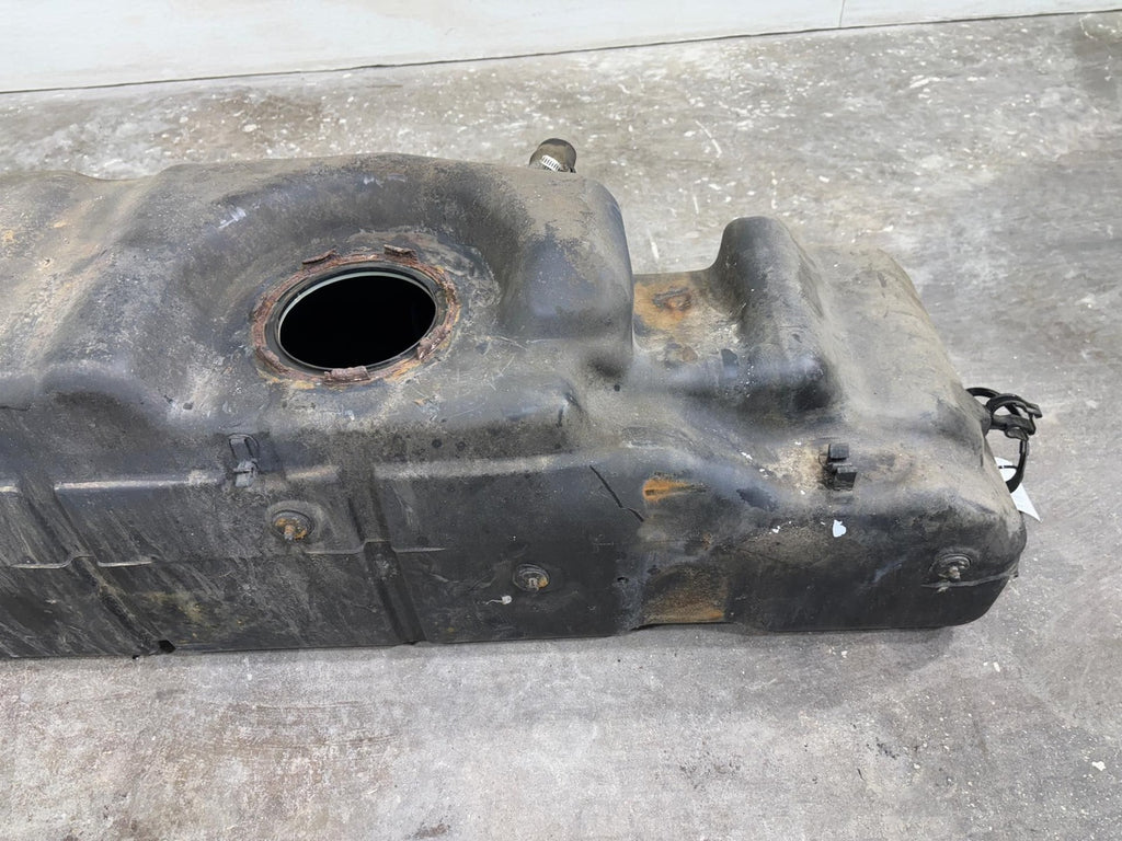 05-13 Chevrolet Silverado 1500 4.3L Fuel Gas Tank Reservoir 34 Gallon OEM
