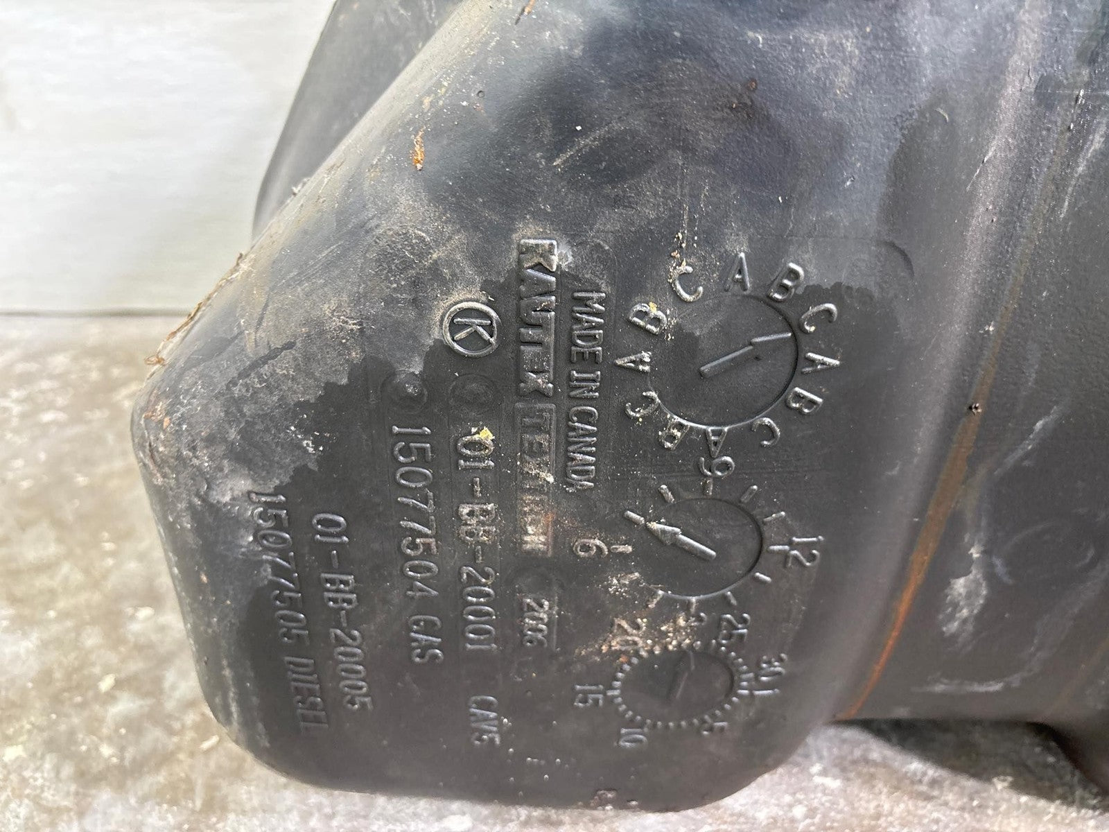 05-13 Chevrolet Silverado 1500 4.3L Fuel Gas Tank Reservoir 34 Gallon OEM