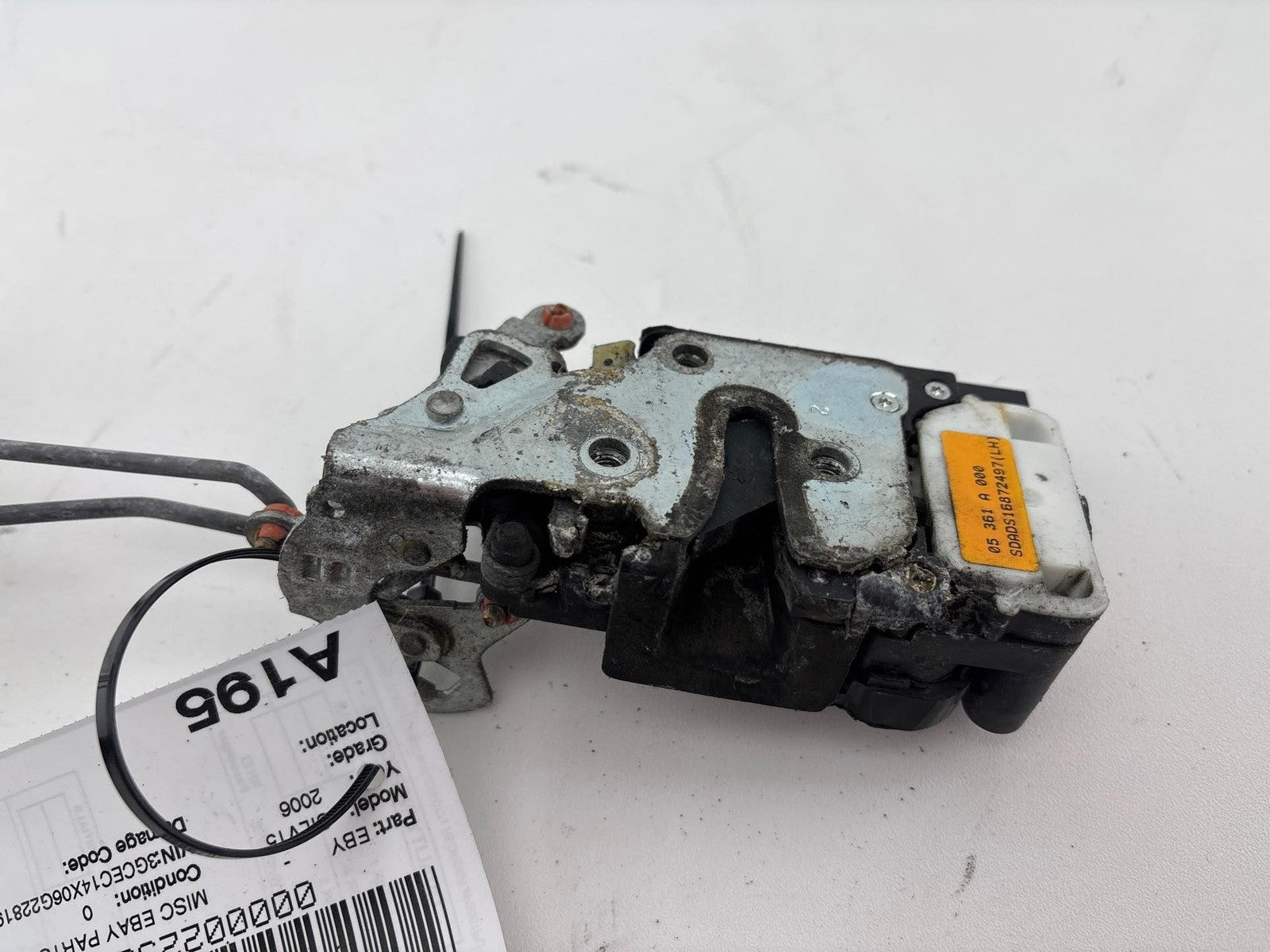 03-07 Chevy Silverado 1500 Front Left Side Door Lock Latch Actuator OEM
