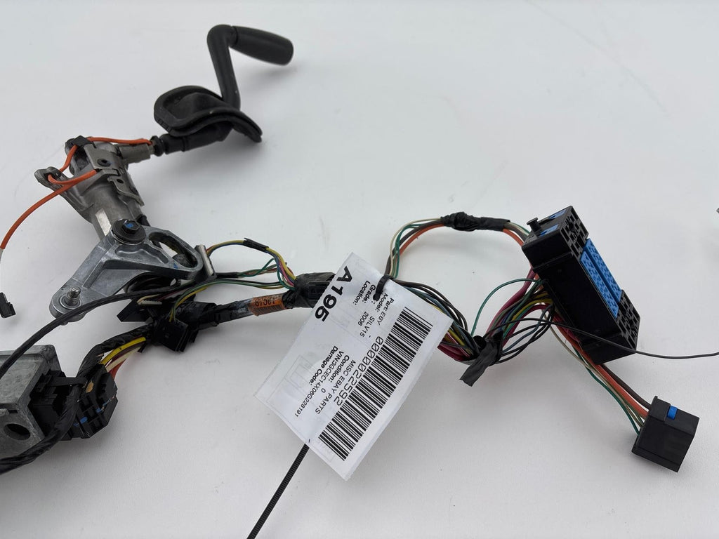 03-07 Chevy Silverado Ignition Lock Cylinder Assembly W/ Gear Shifter Lever OEM