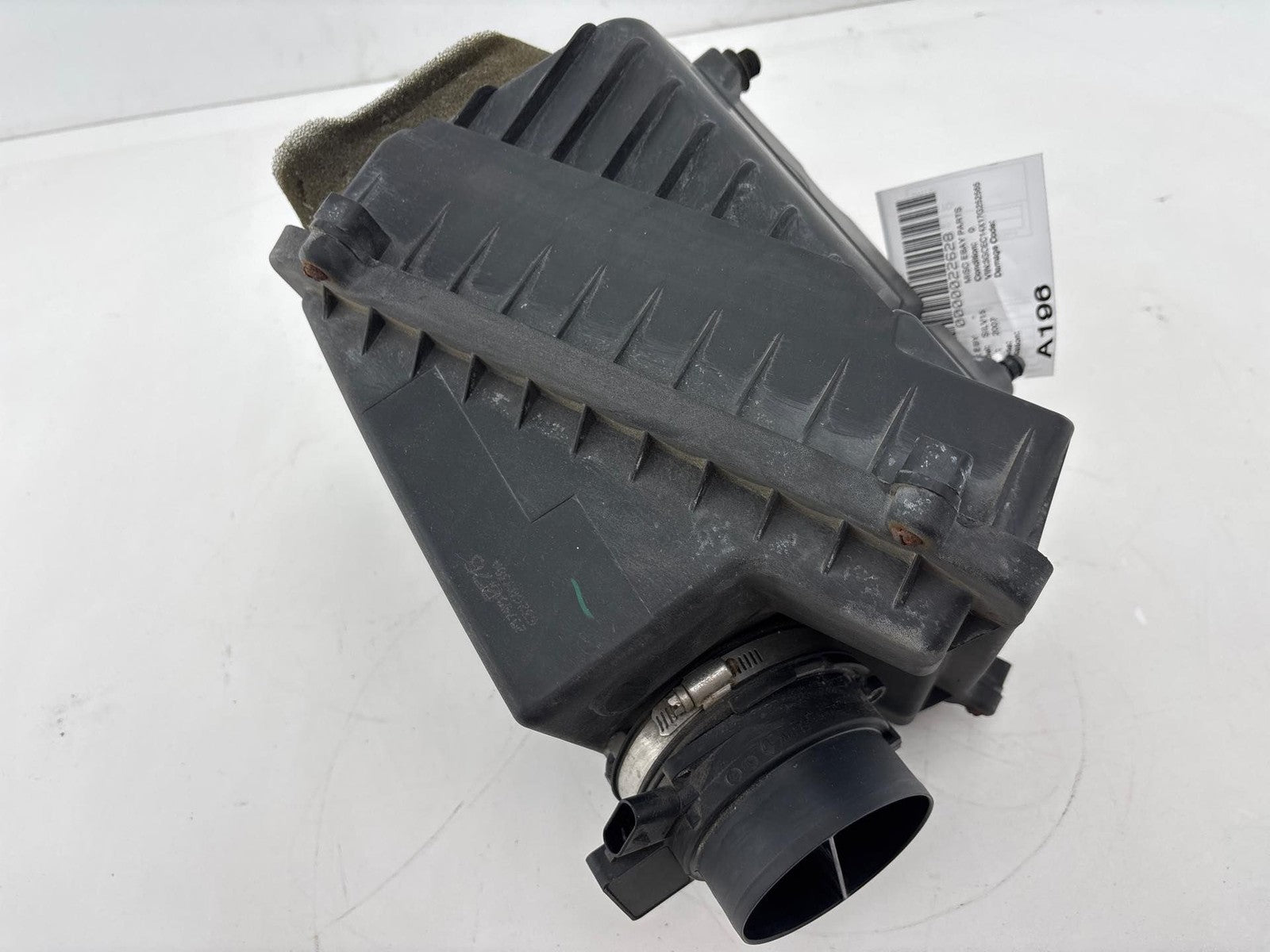 1999-2009 Chevrolet Silverado 1500 Air Intake Cleaner Box OEM