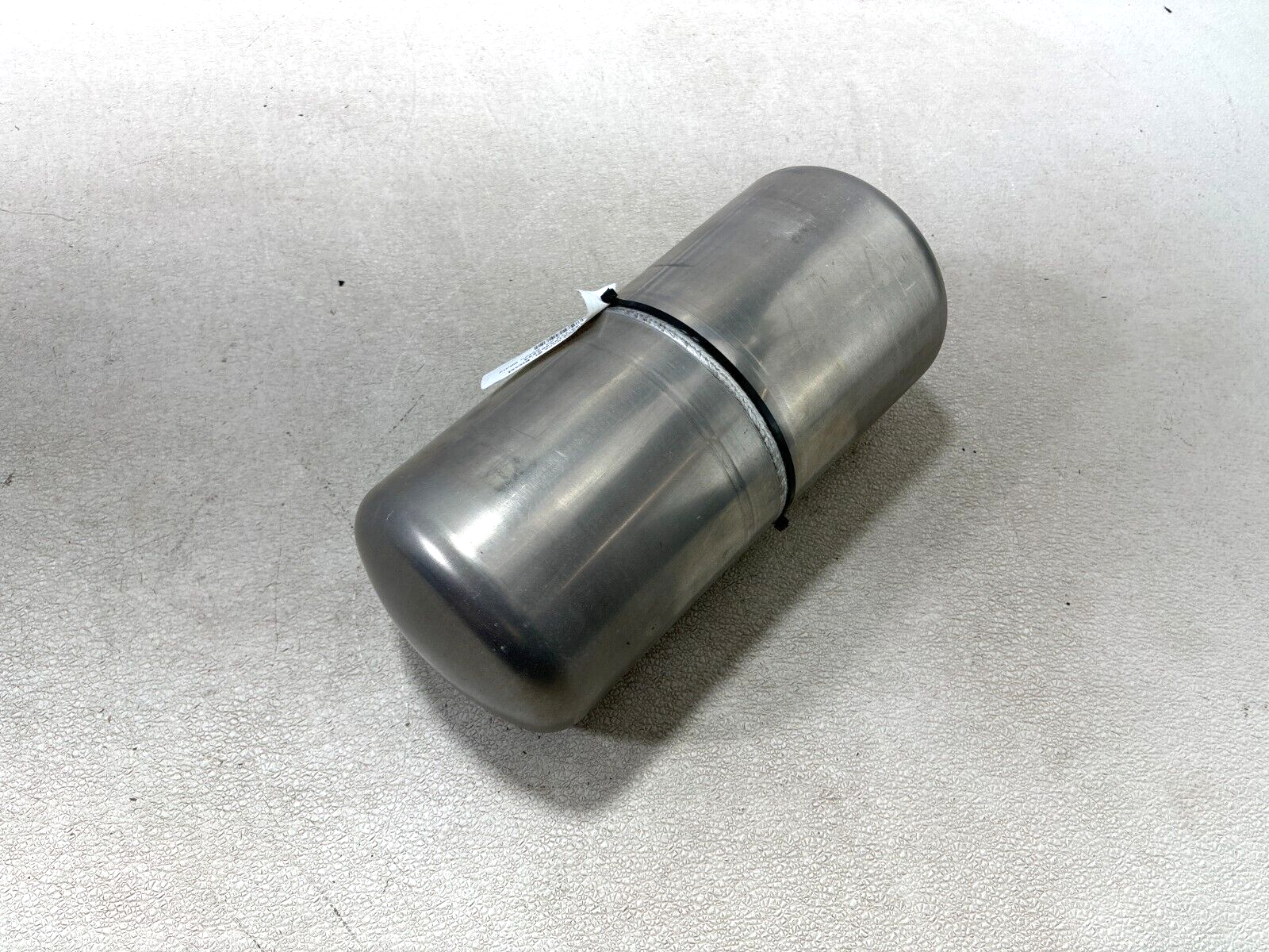 03-12 Mercedes Ml Gl Airmatic Suspension Air Compressor Cylinder Rear Diesel