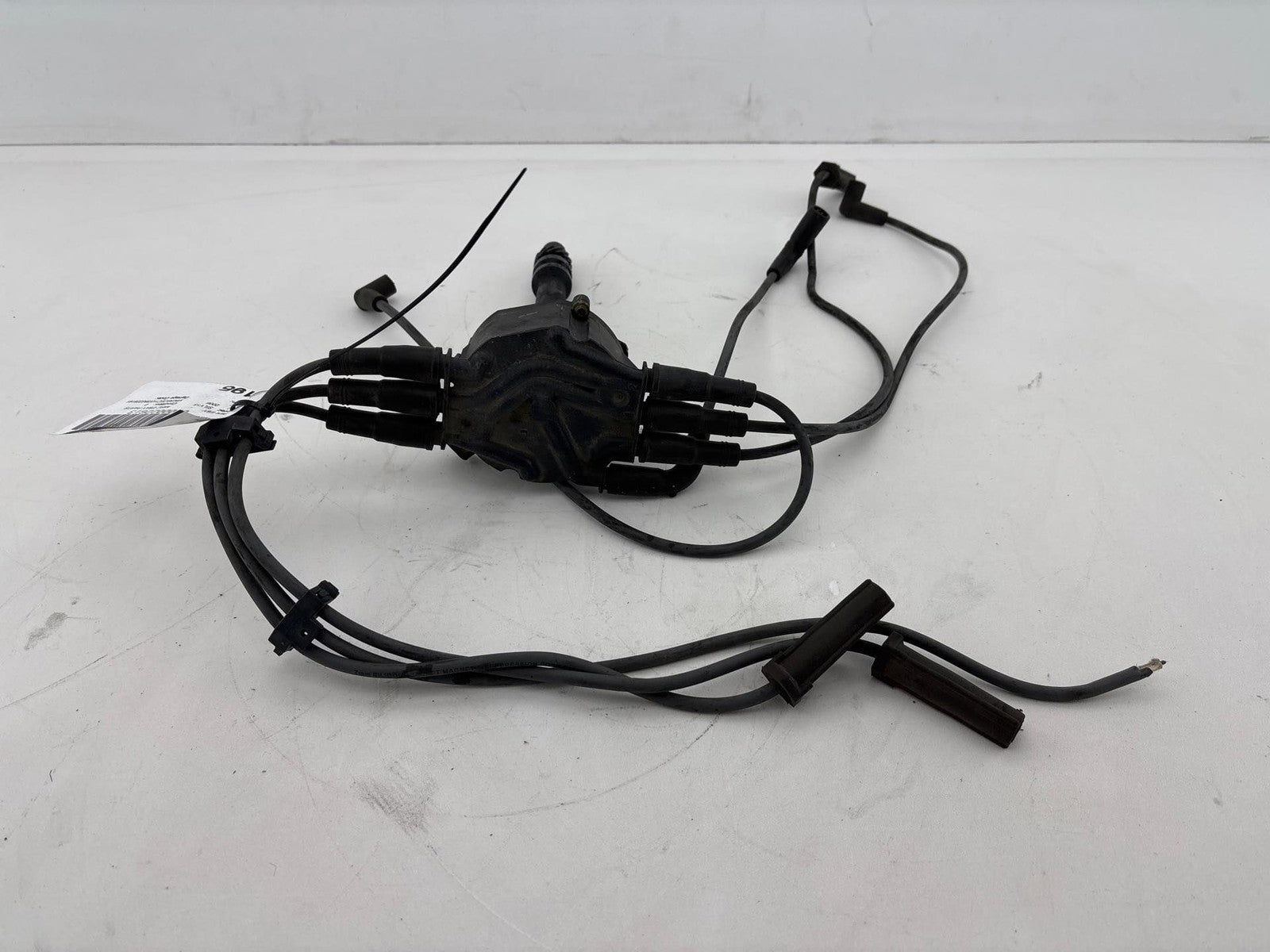 1999-2007 Chevrolet Silverado 1500 4.3L Distributor W/ Spark Plug Wire OEM