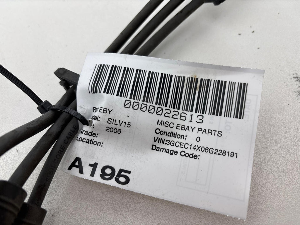 1999-2007 Chevrolet Silverado 1500 4.3L Distributor W/ Spark Plug Wire OEM