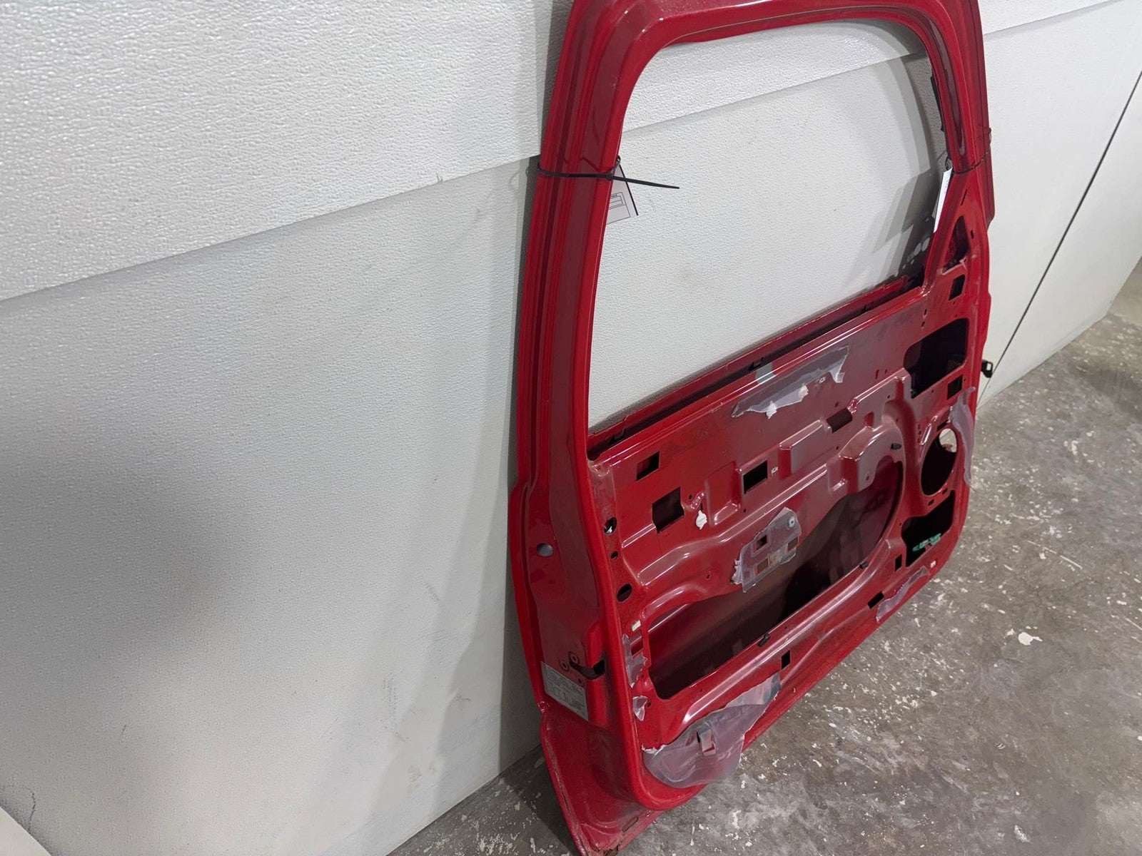 1999-2007 Chevrolet Silverado 1500 Front Left Door Shell Panel OEM