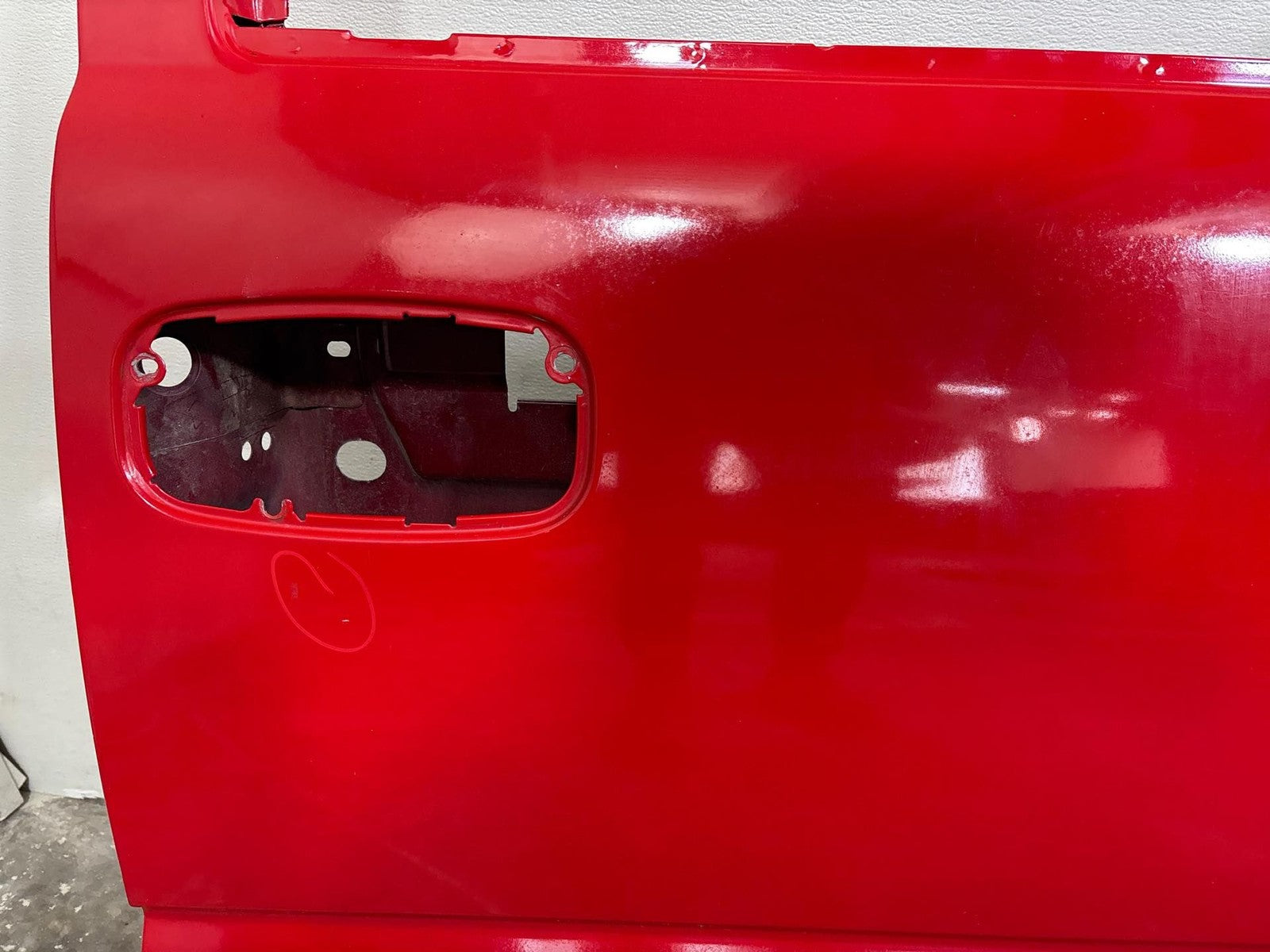 1999-2007 Chevrolet Silverado 1500 Front Right Door Shell Panel OEM