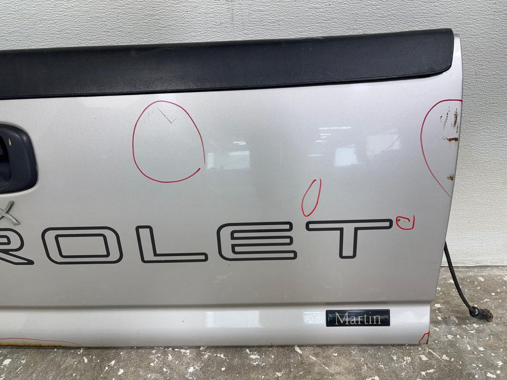 1999-2007 Chevrolet Silverado 1500 Pickup Rear Trunk Decklid Tail Lift Gate OEM