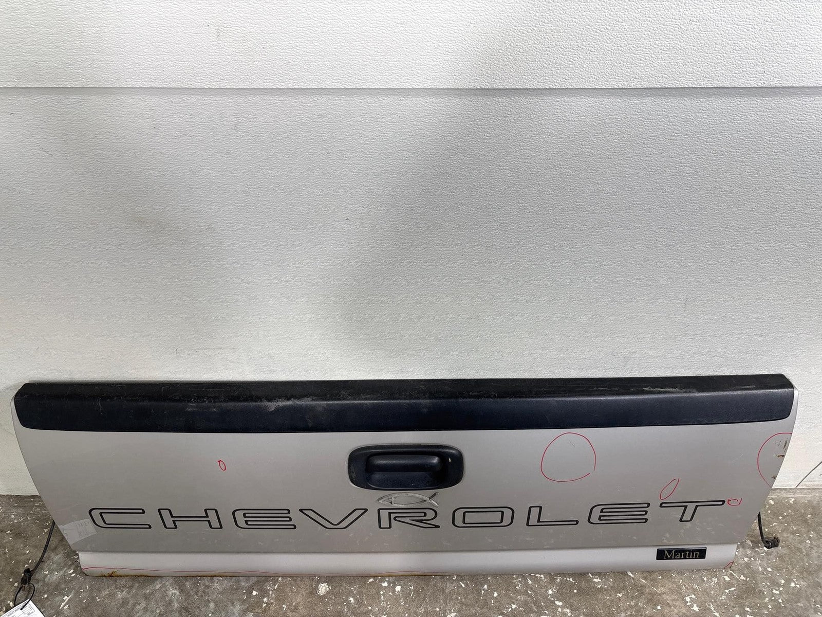 1999-2007 Chevrolet Silverado 1500 Pickup Rear Trunk Decklid Tail Lift Gate OEM