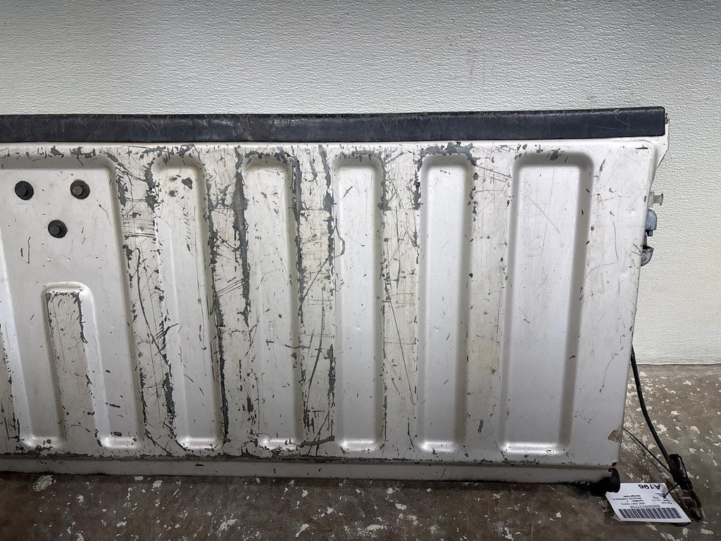 1999-2007 Chevrolet Silverado 1500 Pickup Rear Trunk Decklid Tail Lift Gate OEM