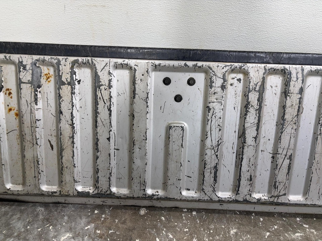 1999-2007 Chevrolet Silverado 1500 Pickup Rear Trunk Decklid Tail Lift Gate OEM