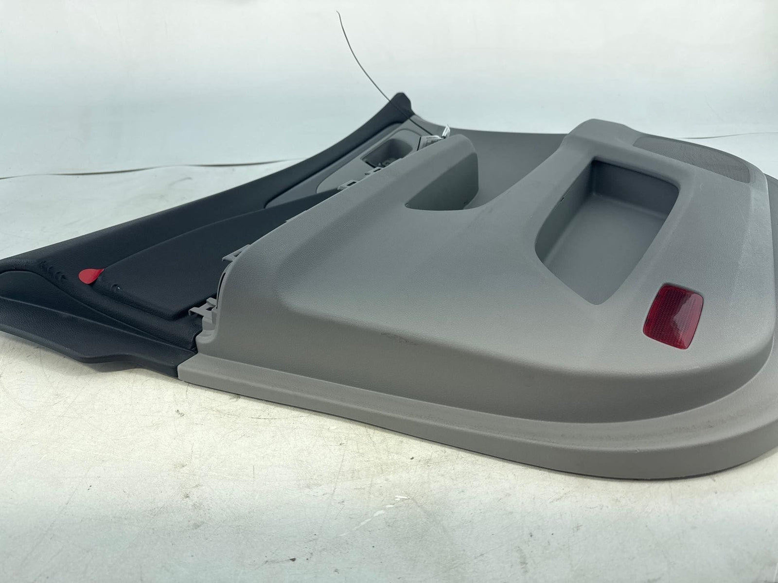 16-22 Honda Pilot Front Left Driver Side Interior Door Panel Trim Cover Oem