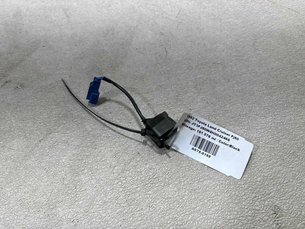 1991-1996 Toyota Land Cruiser Fj80 Key Inter Lock Solenoid 85432-20040 Oem