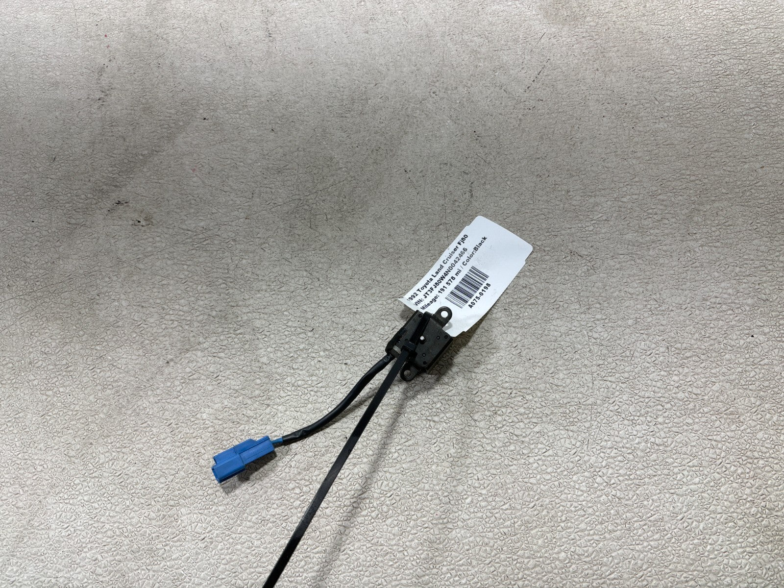 1991-1996 Toyota Land Cruiser Fj80 Key Inter Lock Solenoid 85432-20040 Oem