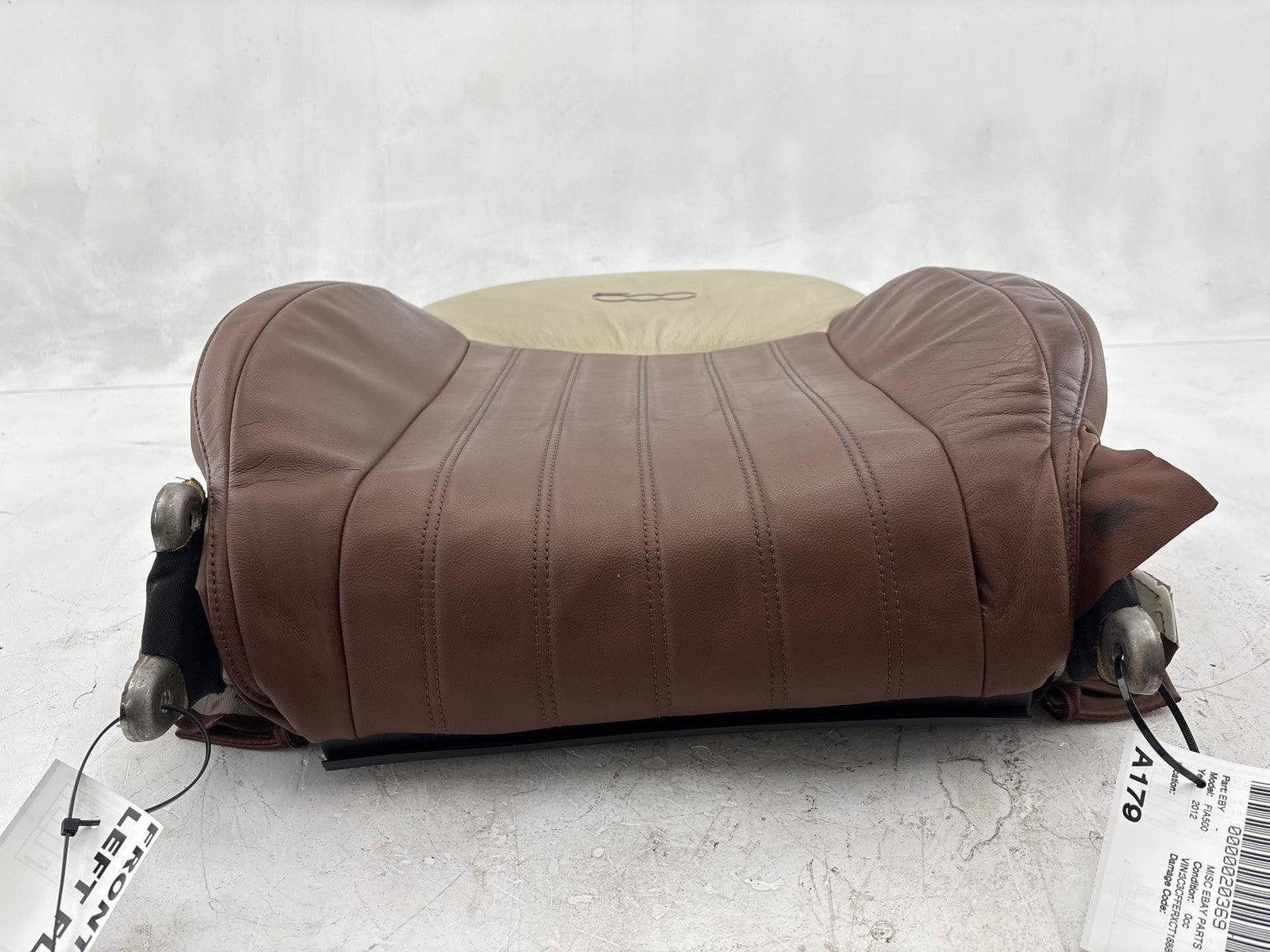 12-18 Fiat 500 Front Left Upper Seat Cushion Oem