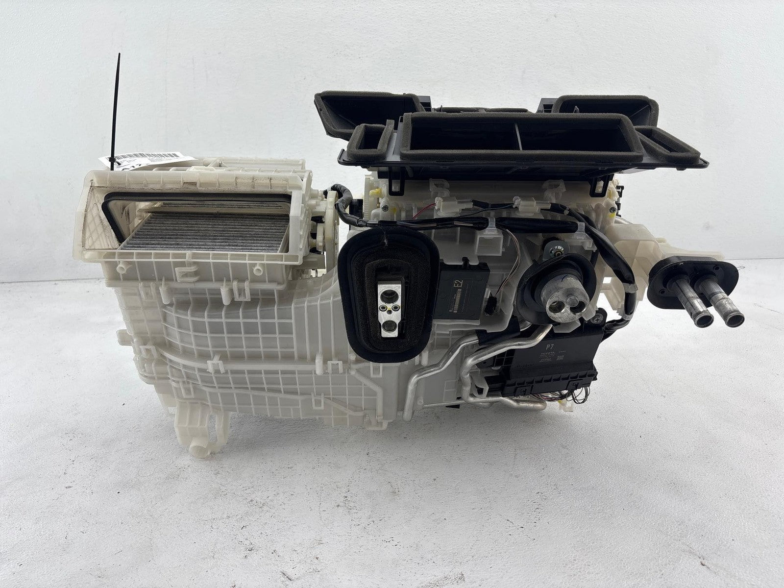 17-22 Toyota Prius Prime Phev Hybrid Climate Heater Housing W/ Blower Motor Oem