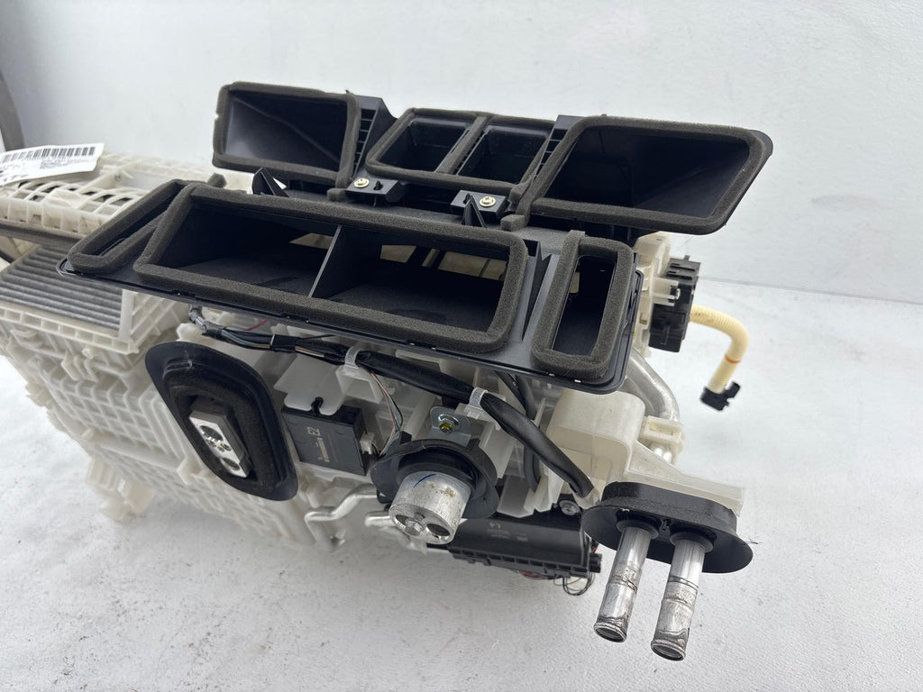 17-22 Toyota Prius Prime Phev Hybrid Climate Heater Housing W/ Blower Motor Oem