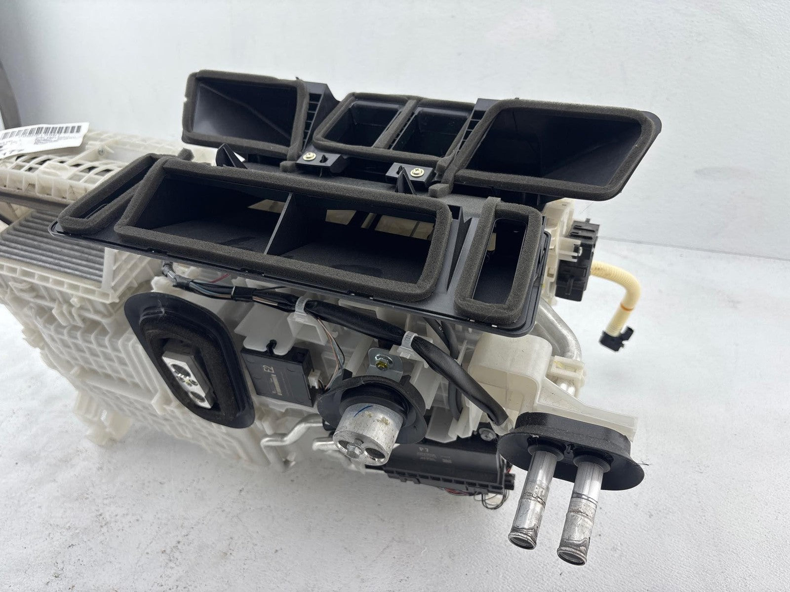 17-22 Toyota Prius Prime Phev Hybrid Climate Heater Housing W/ Blower Motor Oem