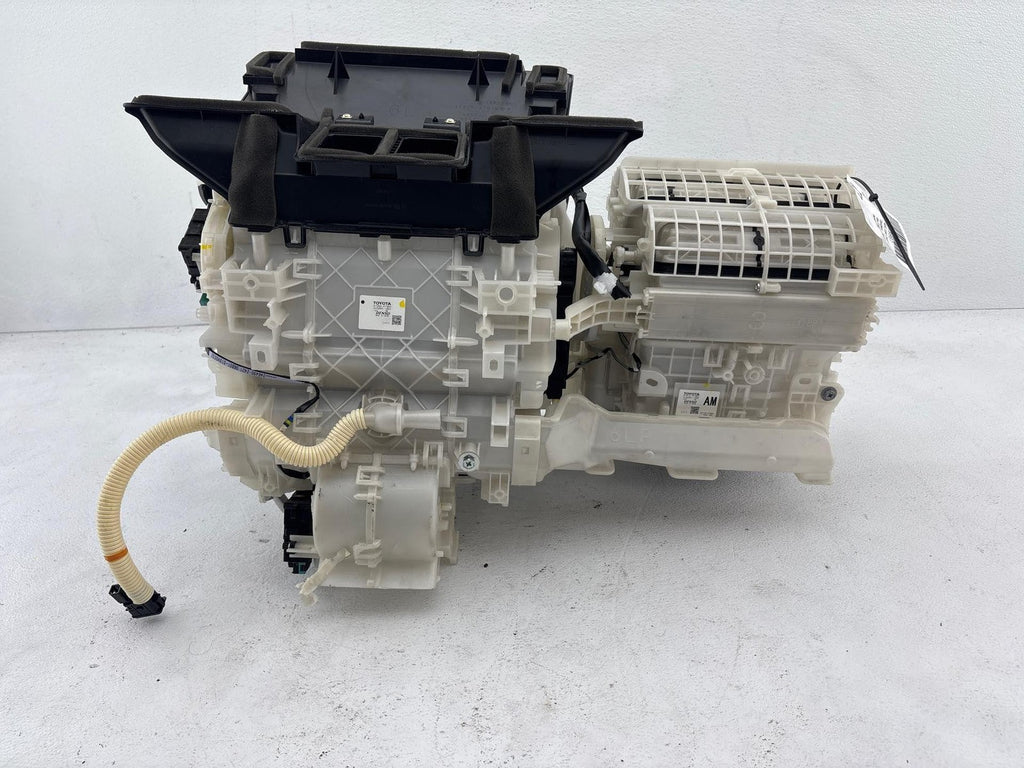 17-22 Toyota Prius Prime Phev Hybrid Climate Heater Housing W/ Blower Motor Oem