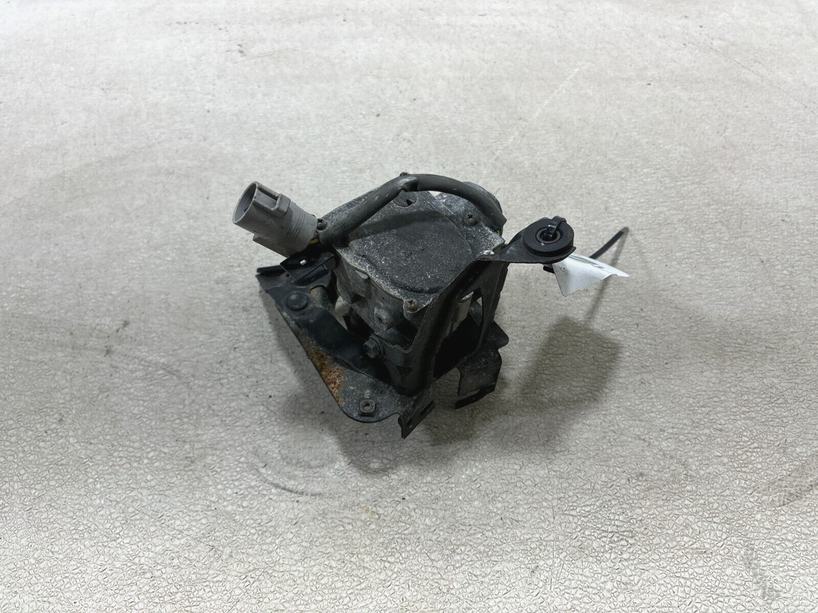 1991-1995 Toyota Land Cruiser Fj80 4.0L Speed Cruise Control Actuator Oem