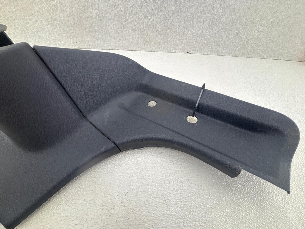 03-06 Mercedes-Benz E-Class E350 Rear Right O/S Trim Panel Cover Mount