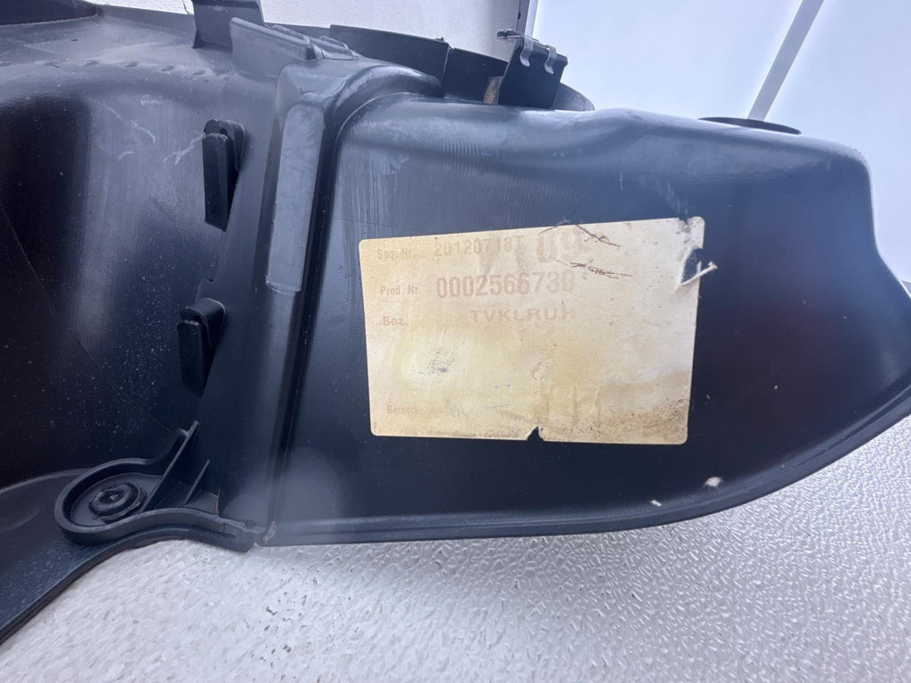 03-06 Mercedes-Benz E-Class E350 Rear Right O/S Trim Panel Cover Mount