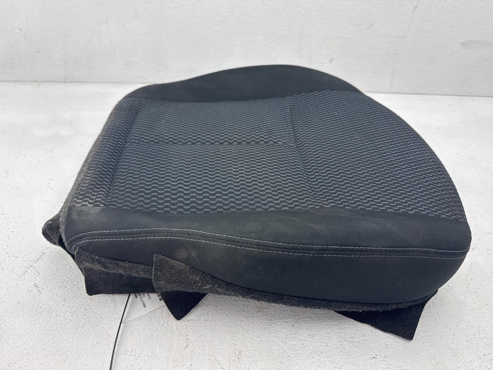 15 Nissan Versa Hatchback Front Left Lower Seat Bottom Cushion Oem