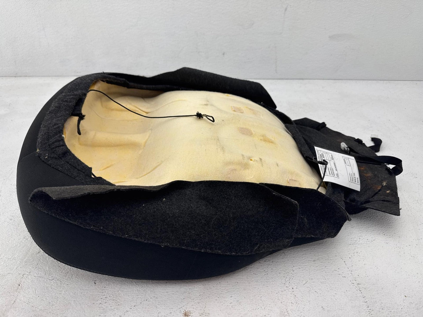 15 Nissan Versa Hatchback Front Left Lower Seat Bottom Cushion Oem