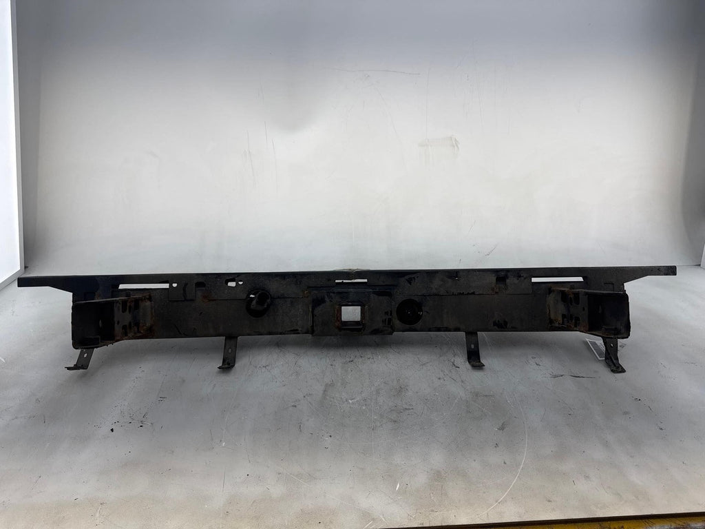 15-20 Gmc Yukon Xl 1500 Rear Bumper Trailer Hitch Impact Bar Beam Oem
