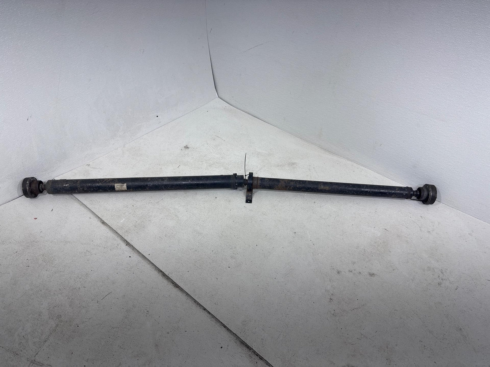 05-06 Audi A8 Lwb Driveshaft Drive Propeller Shaft 4E4521101D Oem
