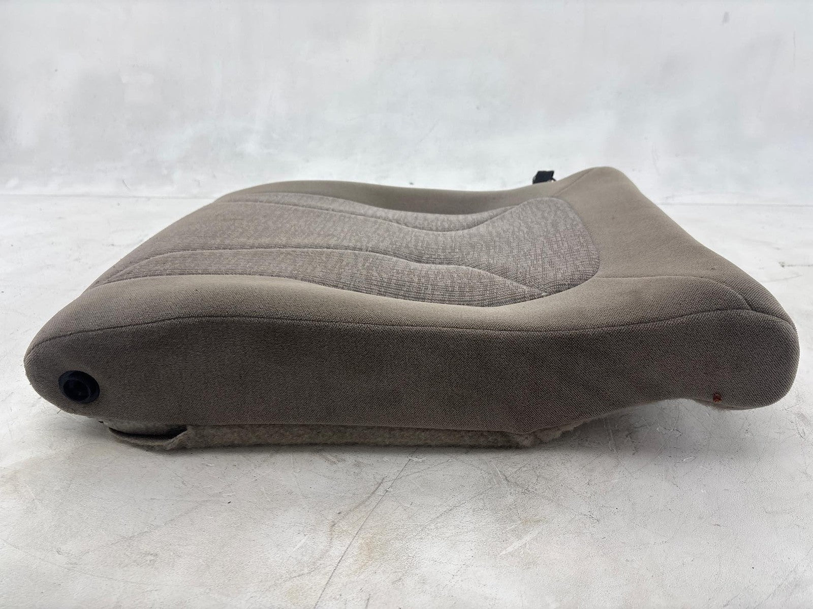 2000 Saturn Sw2 Rear Right Upper Seat Cushion Oem