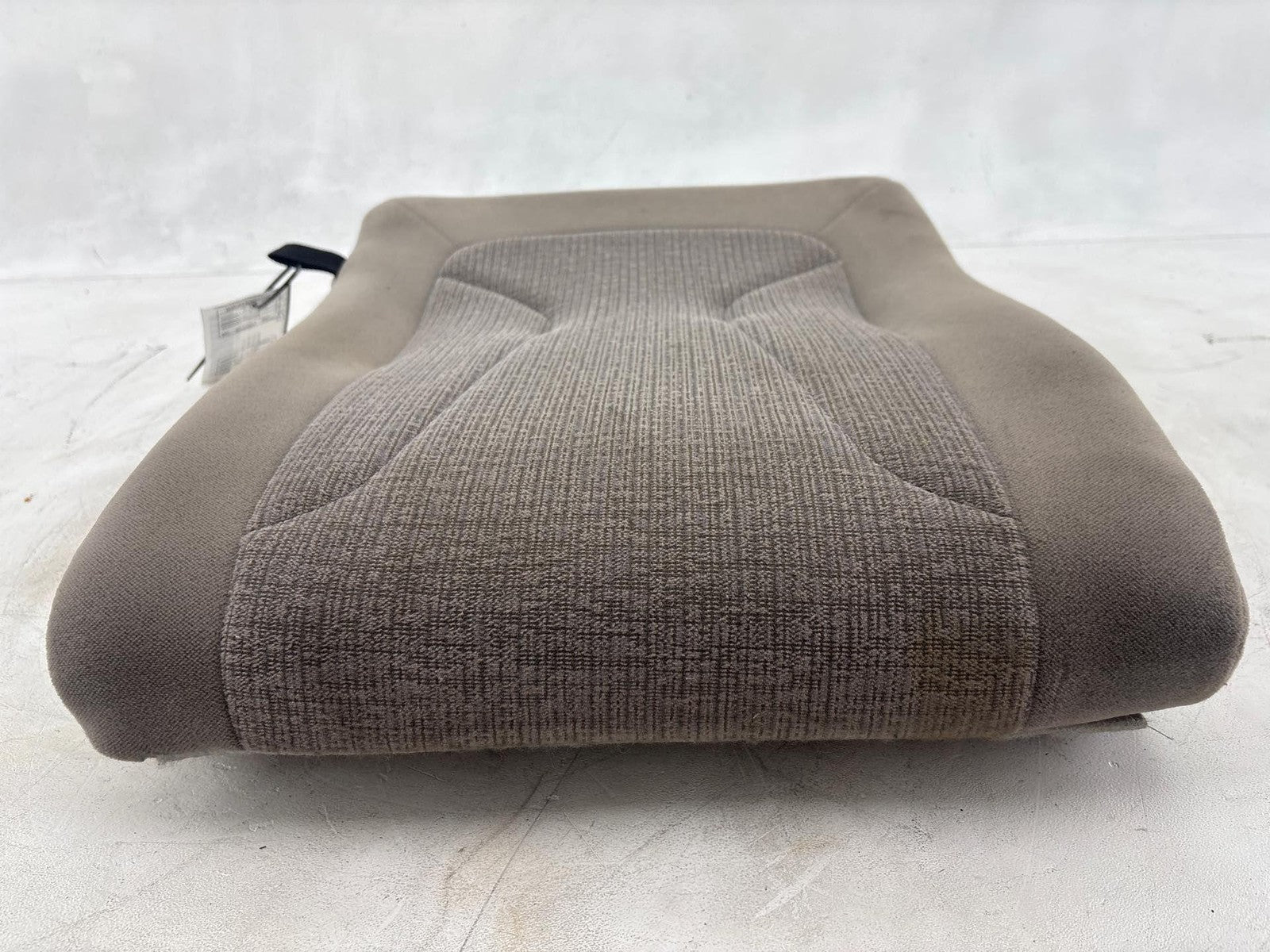 2000 Saturn Sw2 Rear Right Upper Seat Cushion Oem