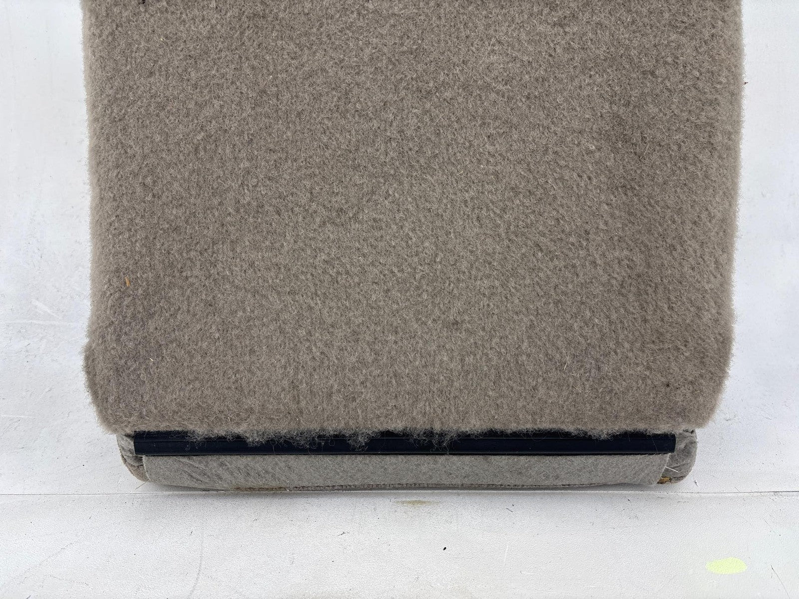 2000 Saturn Sw2 Rear Right Upper Seat Cushion Oem