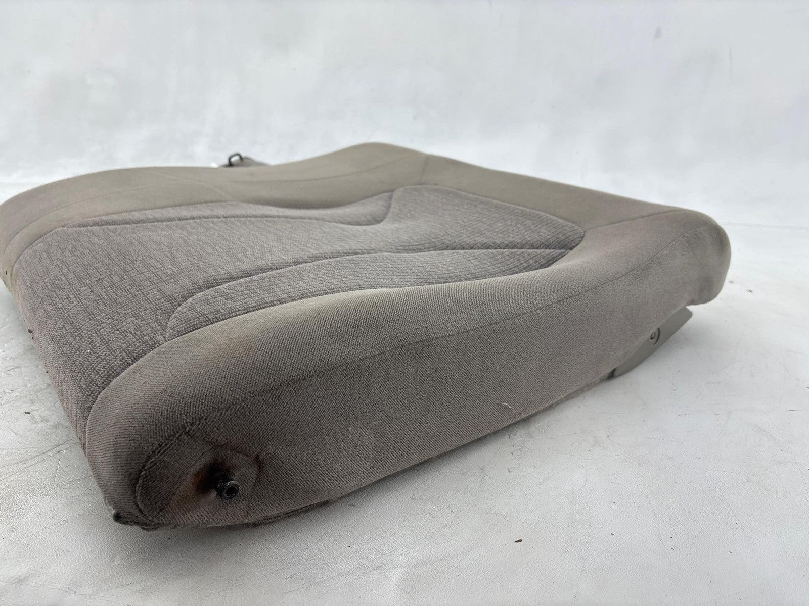 2000 Saturn Sw2 Rear Left Upper Seat Cushion Oem