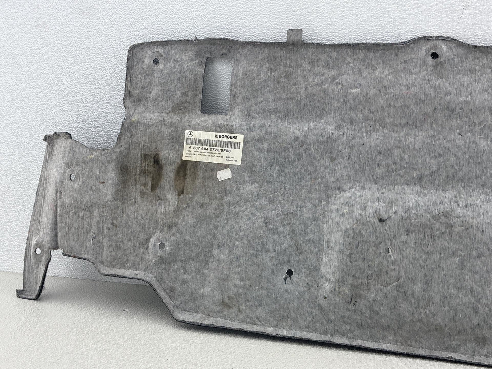 11-13 Mercedes E350/E550 Boot Trunk Folding Top Compartment Trim Panel Oem