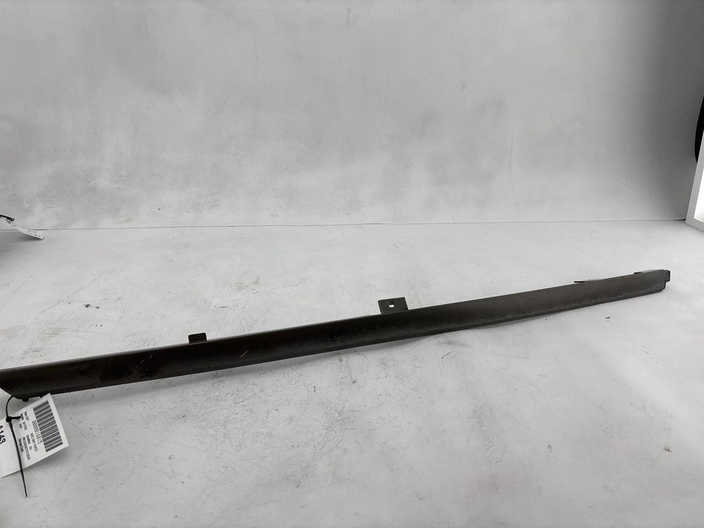 00-02 Saturn S Sw2 Passenger Side Rocker Moulding Oem