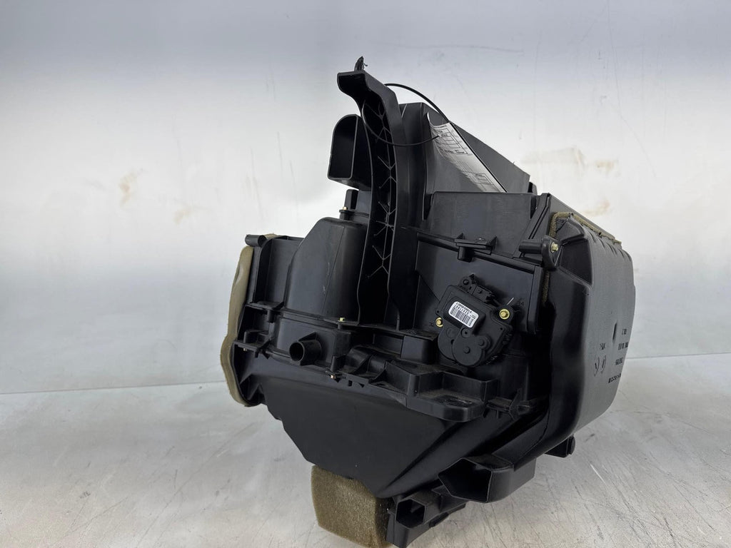 04-08 Chevrolet Malibu Hvac Climate Heater Blower Motor Housing Box