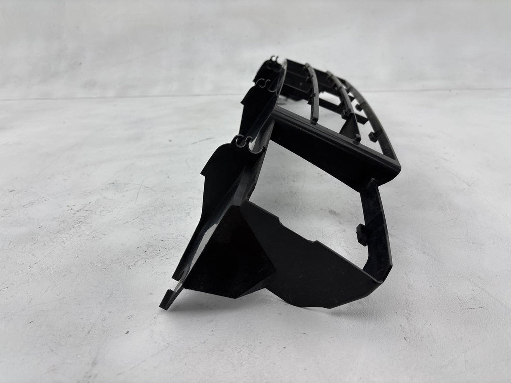 06-10 Saab 9-5 Lower Center Grille Oem