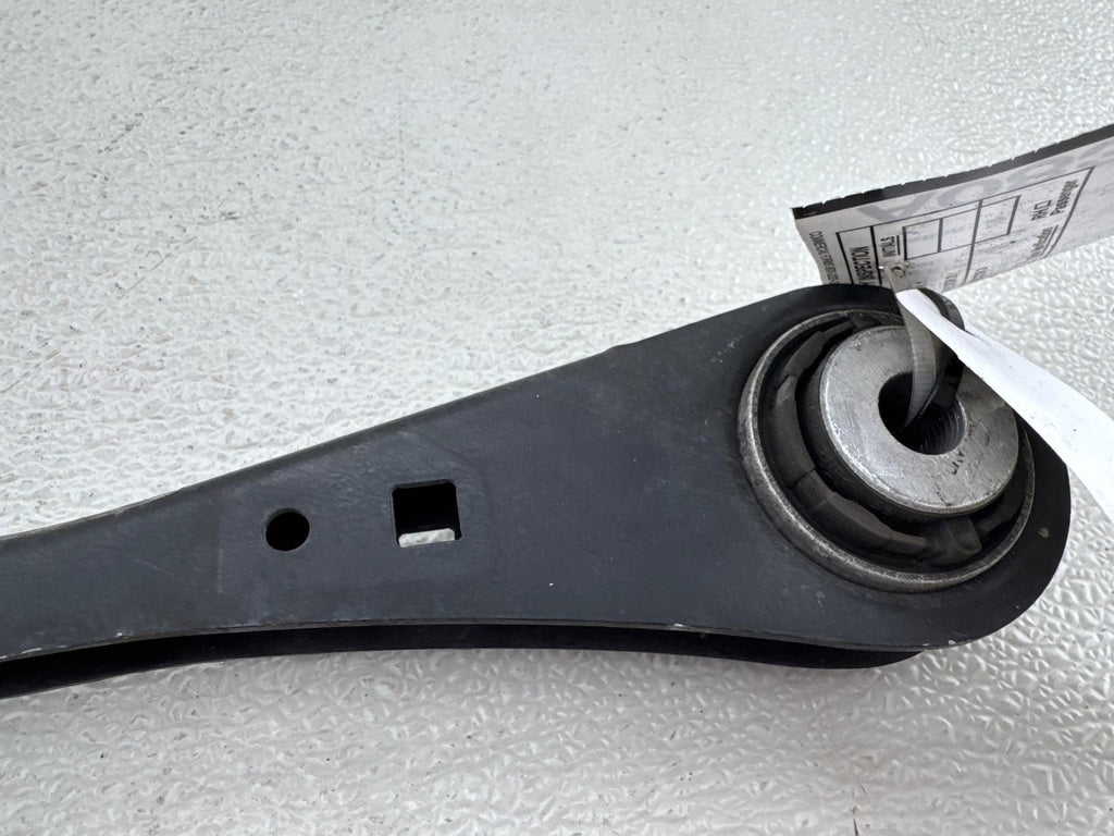 19-23 BMW X5 G05 REAR RIGHT TRAILING ARM WITH RUBBER BUSHING 33306878037 OEM