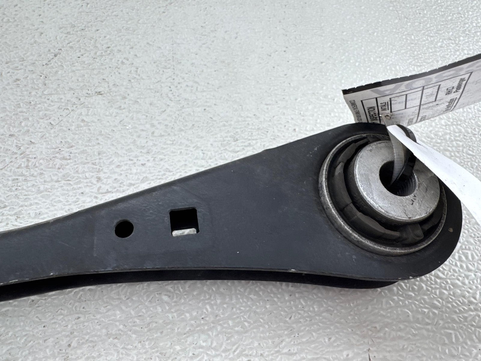 19-23 BMW X5 G05 REAR RIGHT TRAILING ARM WITH RUBBER BUSHING 33306878037 OEM