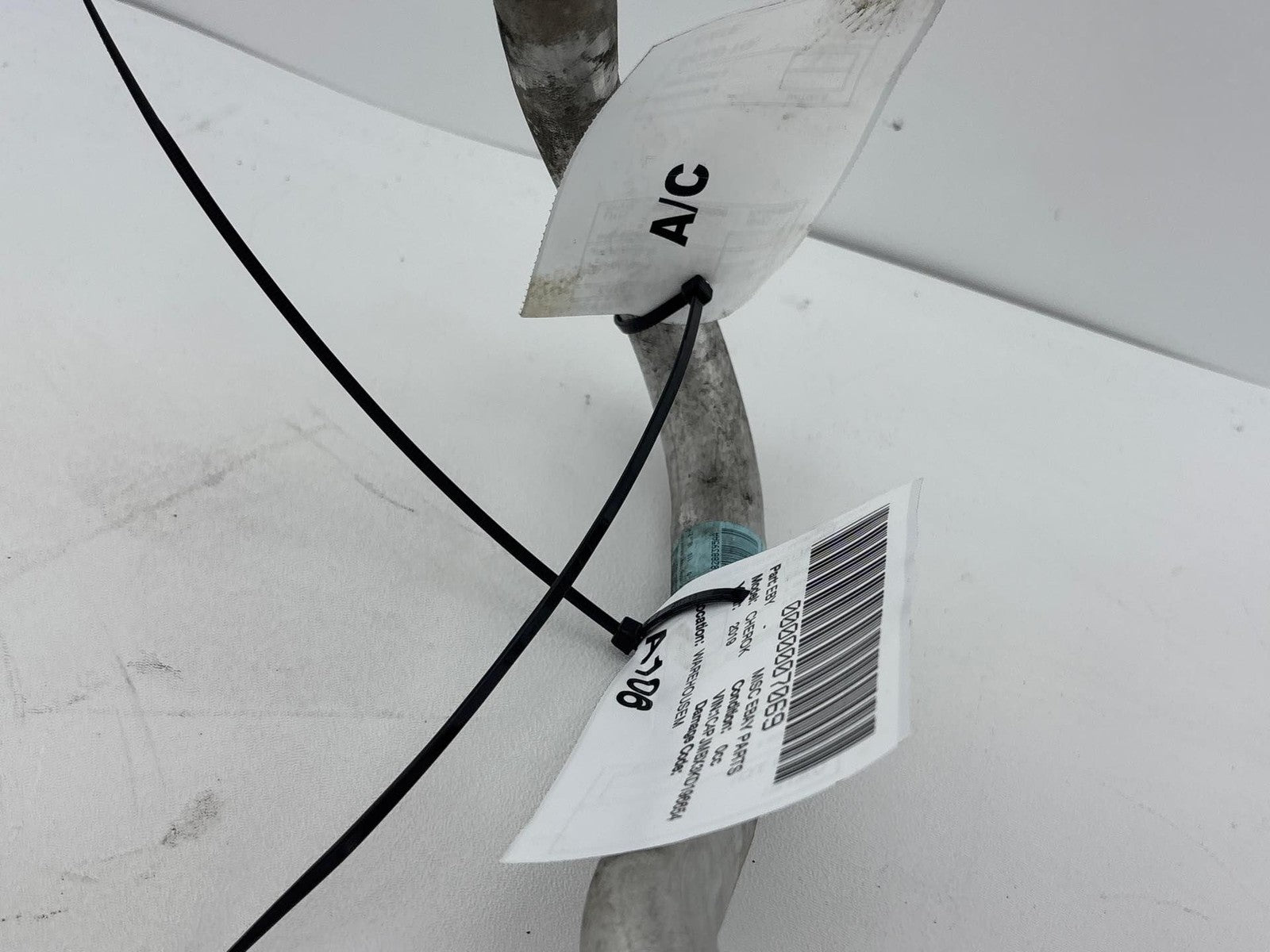 19-23 JEEP CHEROKEE Air Conditioning Suction Liquid AC Hose Pipe P68288396AA OEM