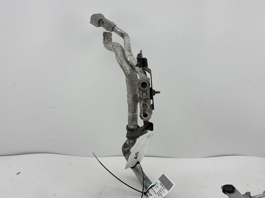 19-23 JEEP CHEROKEE Air Conditioning Suction Liquid AC Hose Pipe P68288396AA OEM