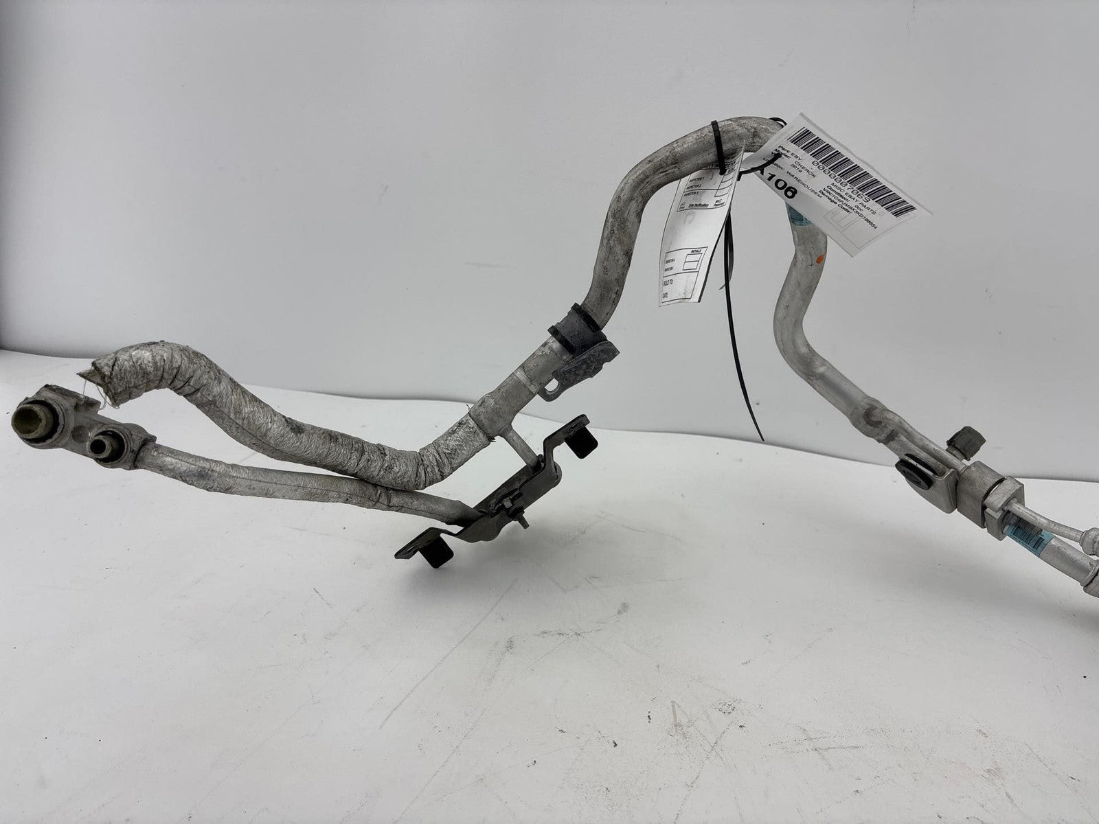 19-23 JEEP CHEROKEE Air Conditioning Suction Liquid AC Hose Pipe P68288396AA OEM