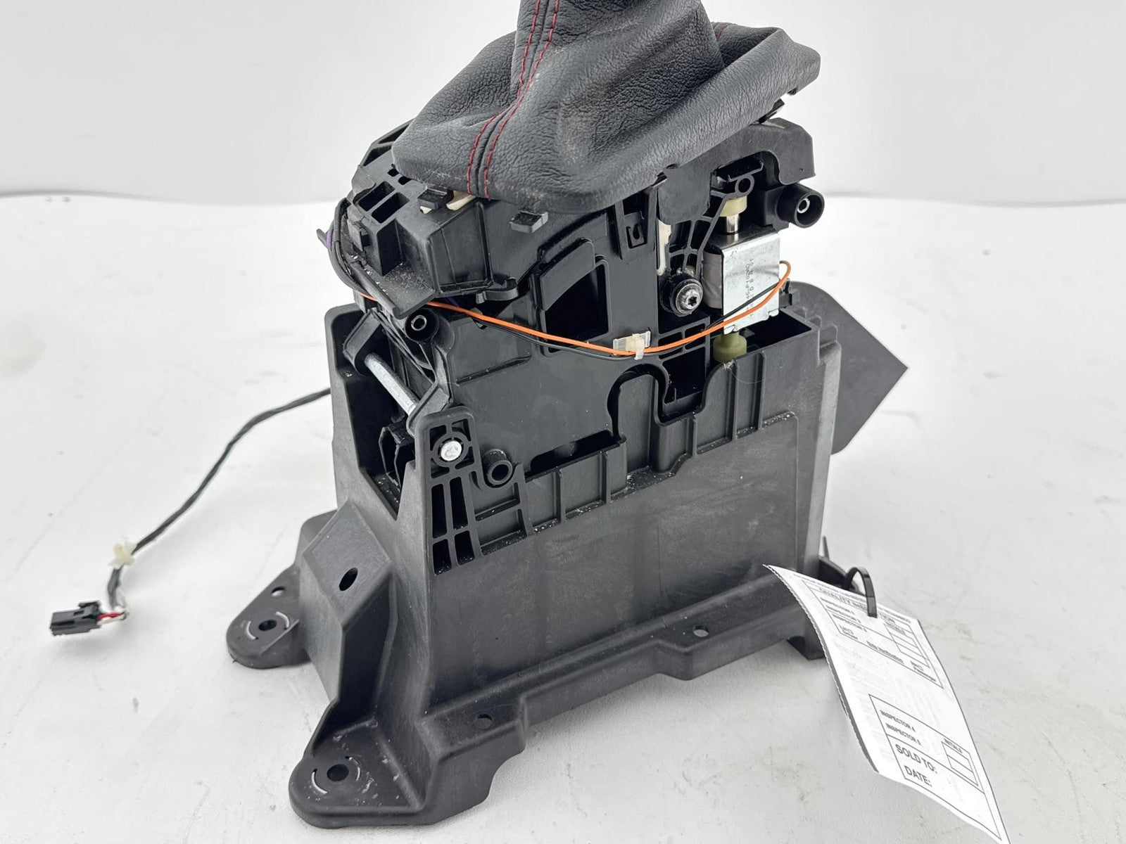 19-23 JEEP CHEROKEE Floor Auto Transmission Shifter Gear Selector 6BJ082XPAF OEM