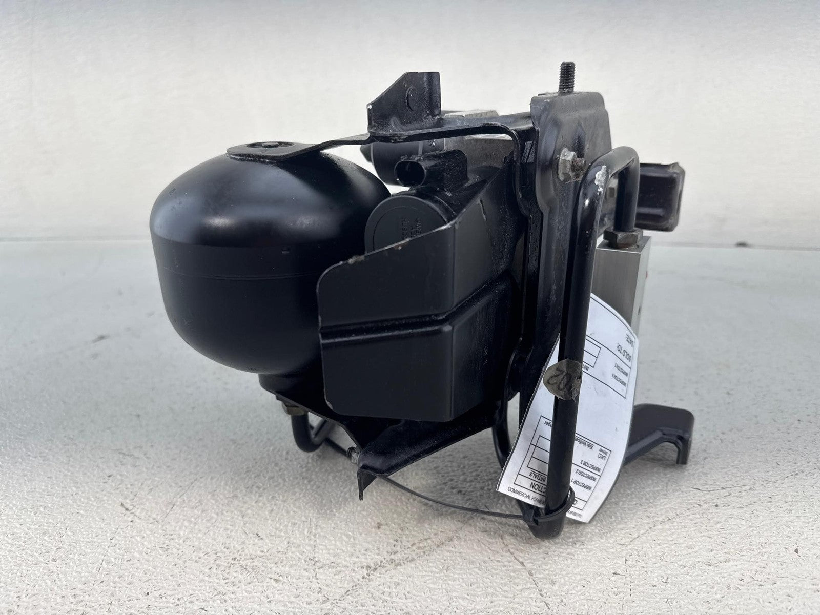 03-11 Mercedes R230 SL550 SL600 Front Hydraulic Valve Block Suspension Pump OEM