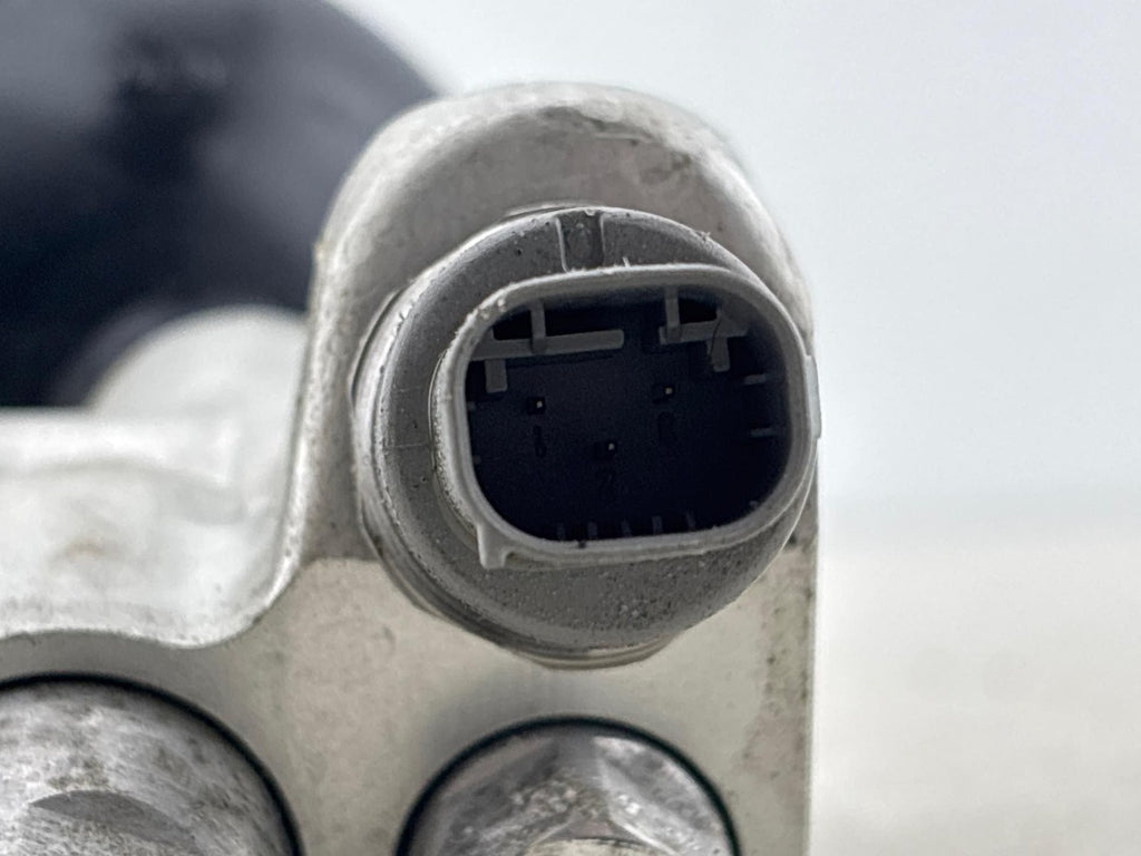 03-06 Mercedes SL600 Pressure Relief Valve ABC Hydraulic Suspension