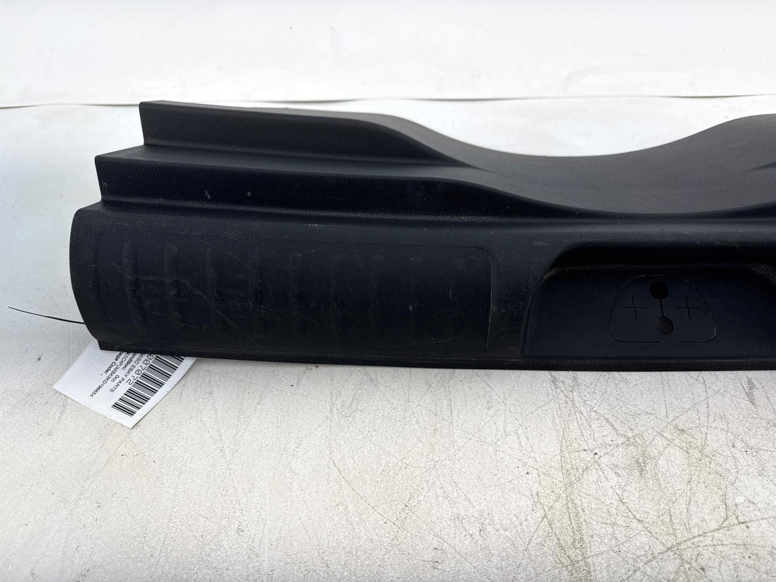 19-23 JEEP CHEROKEE Trunk liftage Scuff Plate Panel Trim Cover 6AV29DX9AB OEM