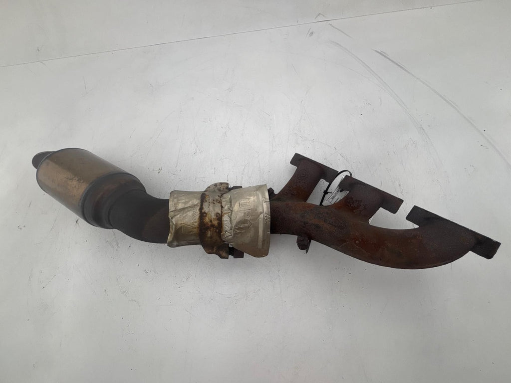 05-10 Chrysler 300 3.5L Left Exhaust Manifold & Catalytic Converter OEM