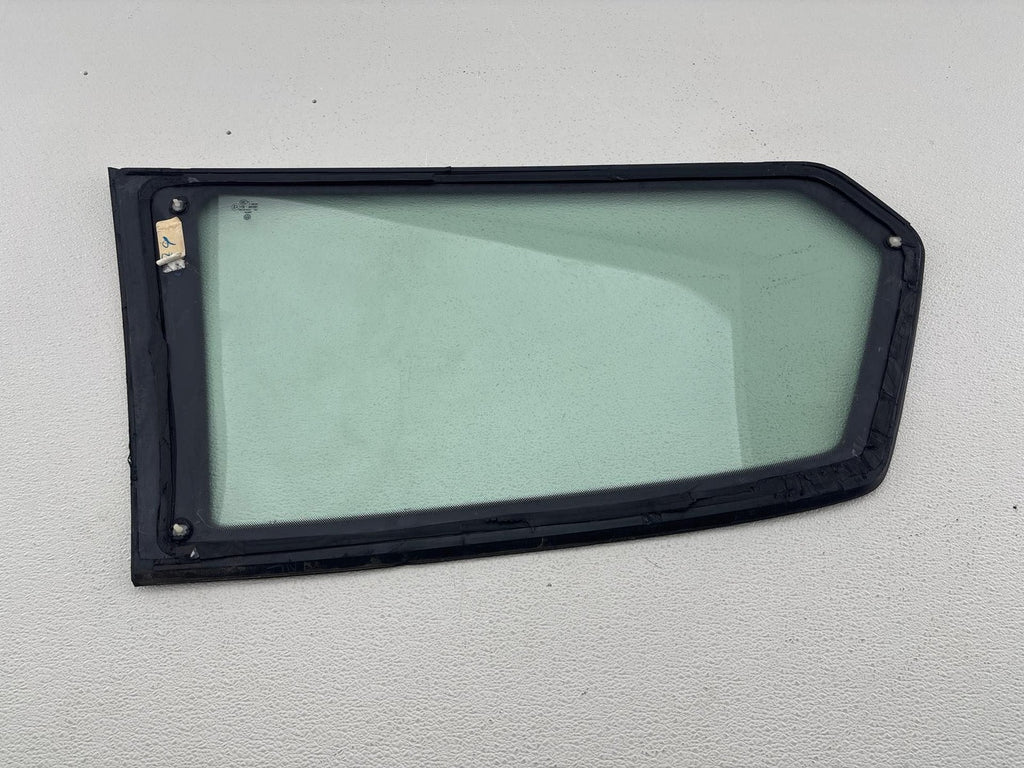 15-17 Volkswagen Golf Alltrack LEFT Rear Quarter Window Glass Lef