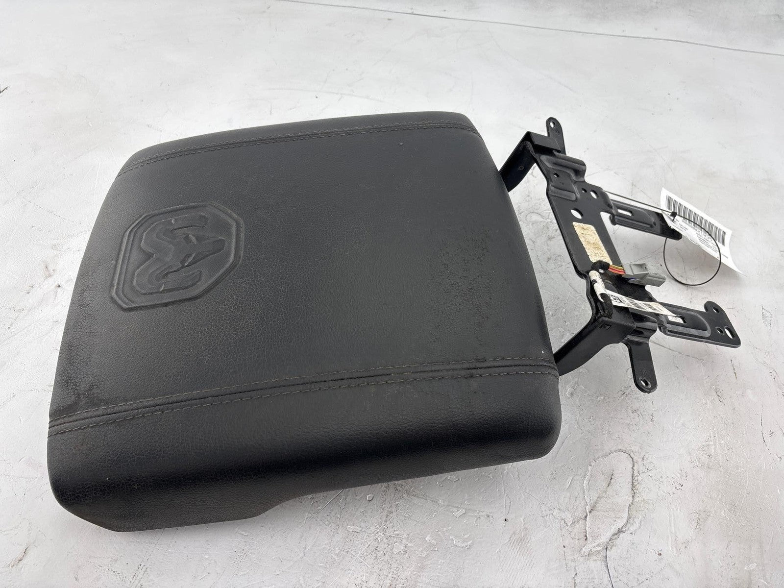 19-23 Dodge Ram 2500 3500 Center Floor Console Arm Rest Lid OEM